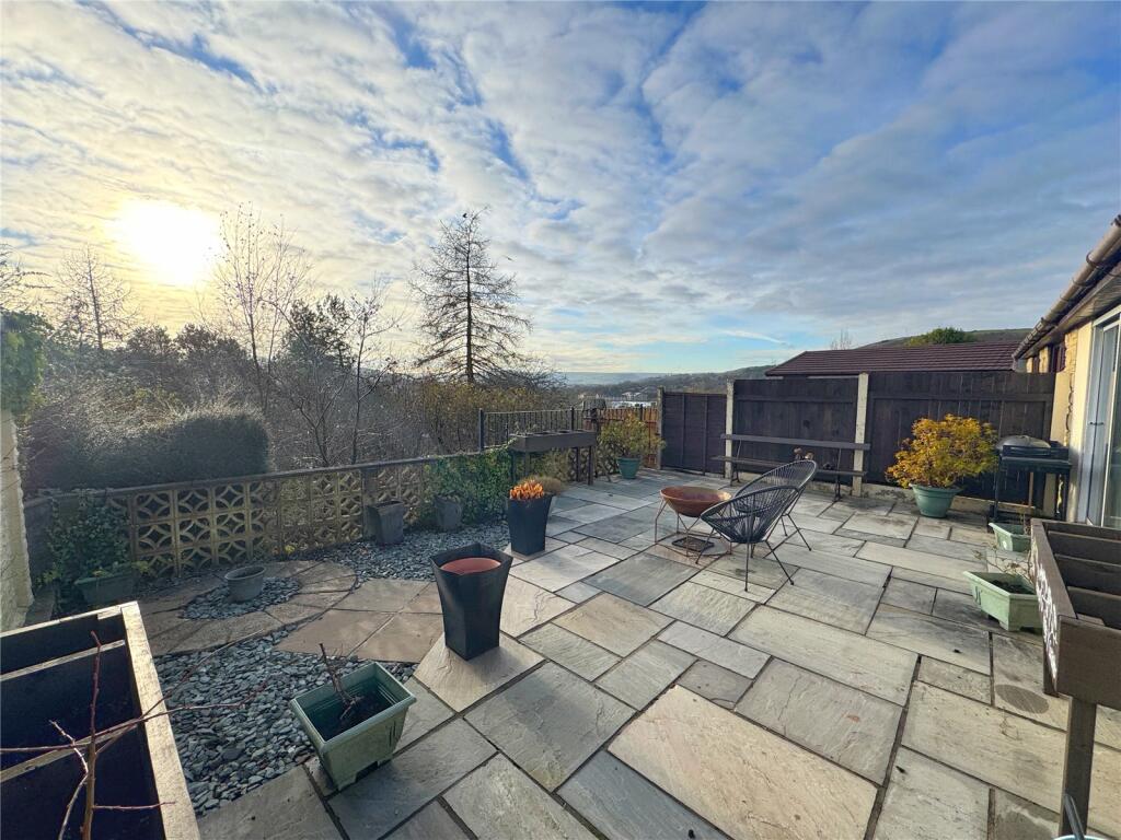 Additional property image - Hurst Crescent, Rawtenstall, Rossendale, BB4