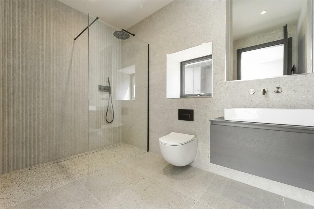 Additional property image - Whitecliff Road, Whitecliff