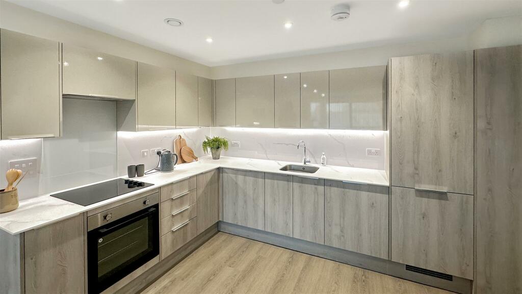 Additional property image - East Quay Road, Poole Quay, Poole