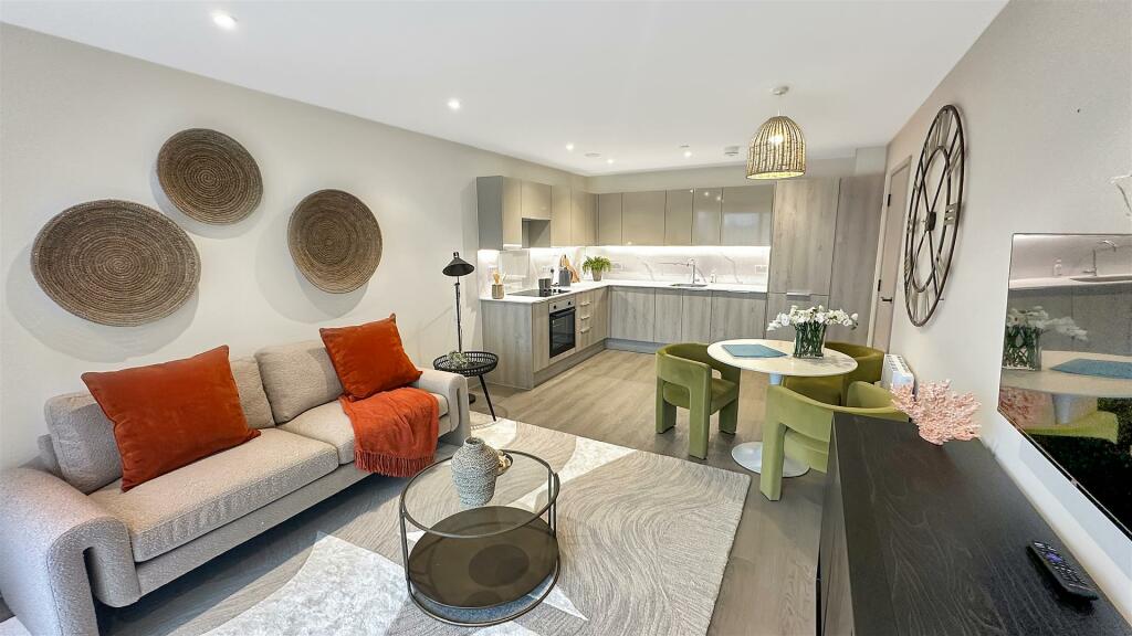 Additional property image - East Quay Road, Poole Quay, Poole