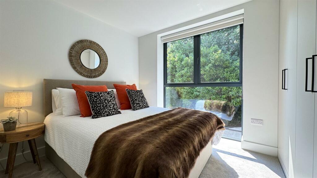 Additional property image - Martello Road South, Canford Cliffs
