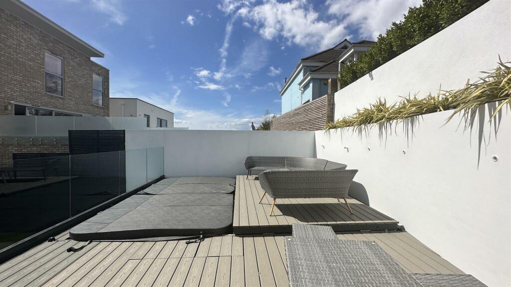 Additional property image - Partridge Drive, Lilliput