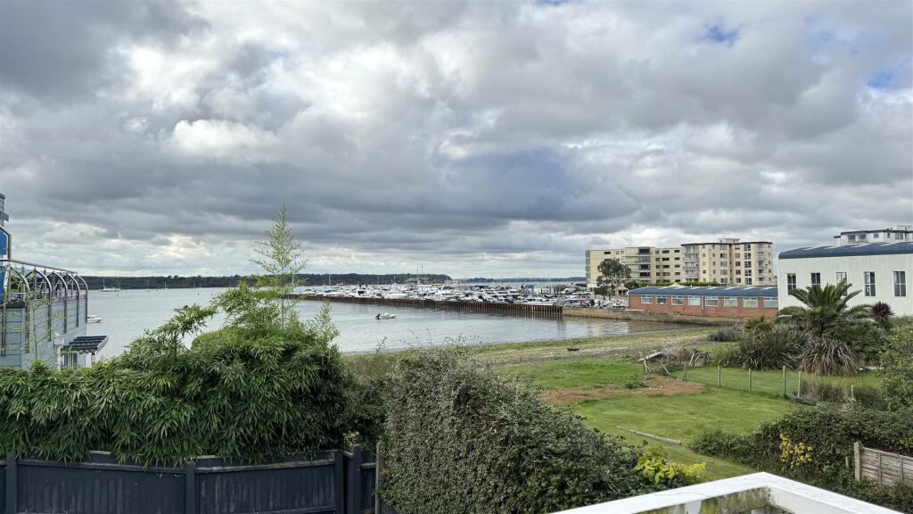 Additional property image - Gardens Crescent, Lilliput