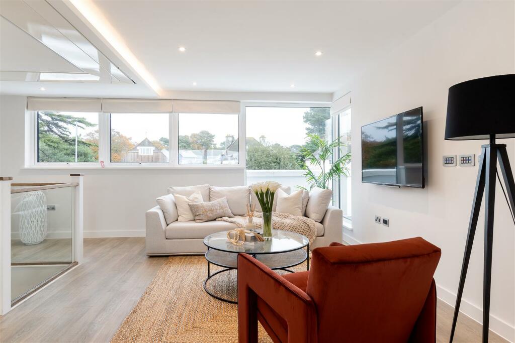 Additional property image - Sandbanks Road, Lilliput