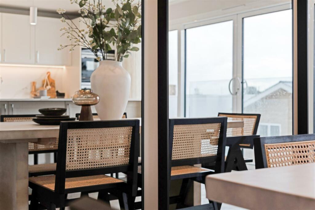 Additional property image - Sandbanks Road, Lilliput