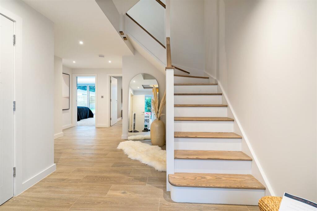 Additional property image - Sandbanks Road, Lilliput