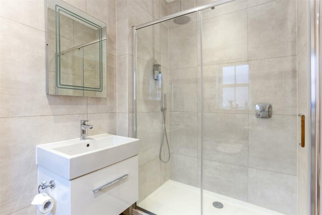 Additional property image - Bingham Avenue, Evening Hill