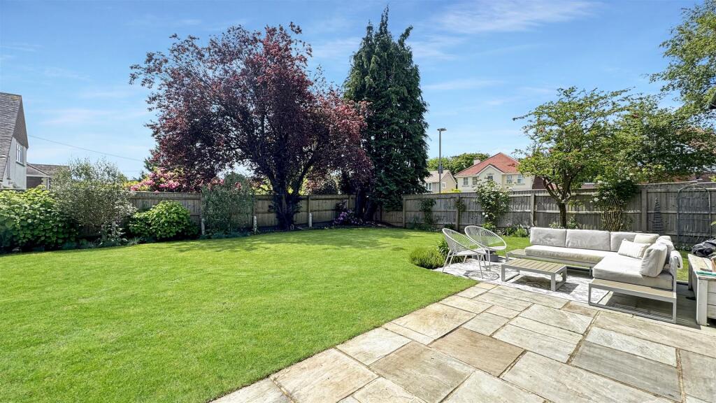 Additional property image - Canford Cliffs Avenue, Lower Parkstone