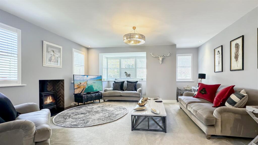 Additional property image - Canford Cliffs Avenue, Lower Parkstone