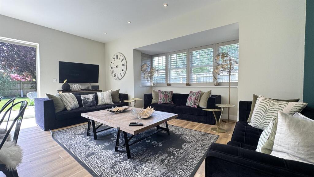Additional property image - Canford Cliffs Avenue, Lower Parkstone