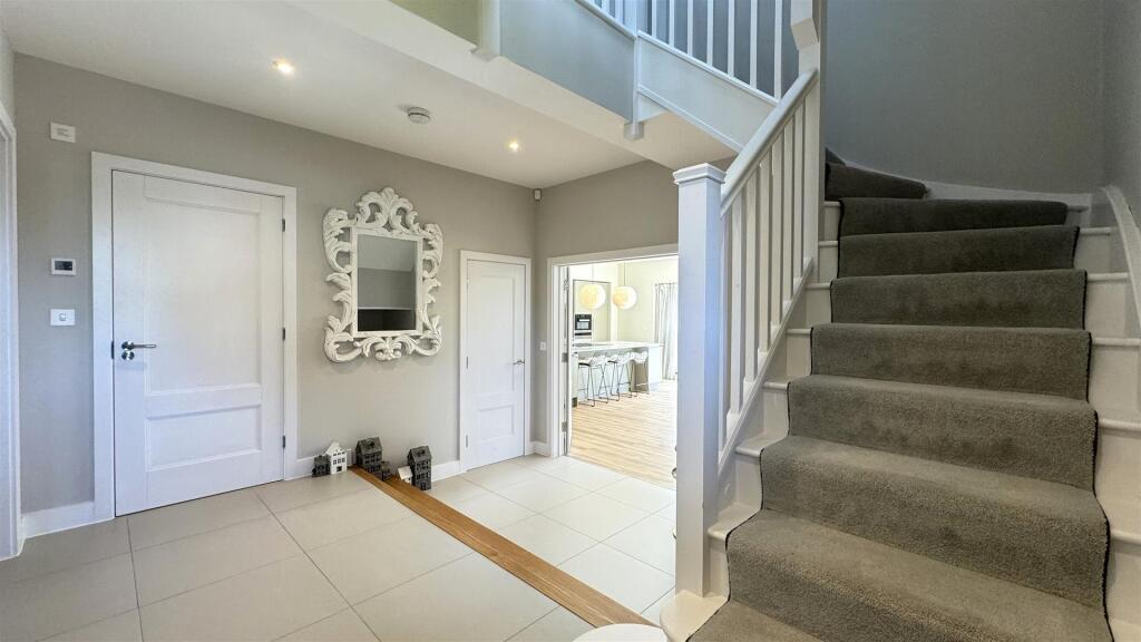 Additional property image - Canford Cliffs Avenue, Lower Parkstone