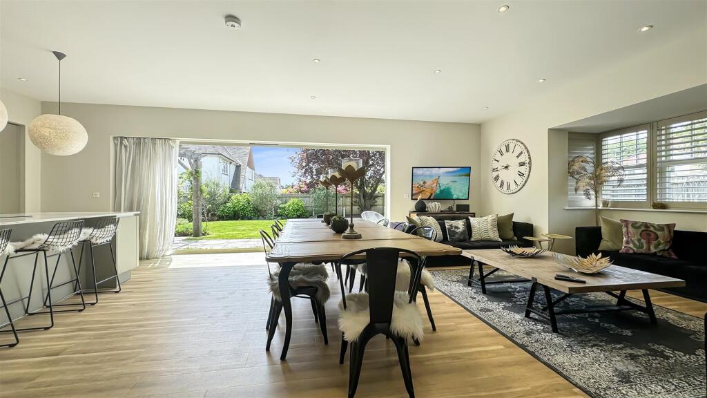 Additional property image - Canford Cliffs Avenue, Lower Parkstone