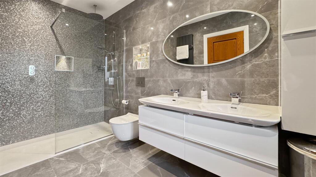 Additional property image - Canford Cliffs Avenue, Lower Parkstone