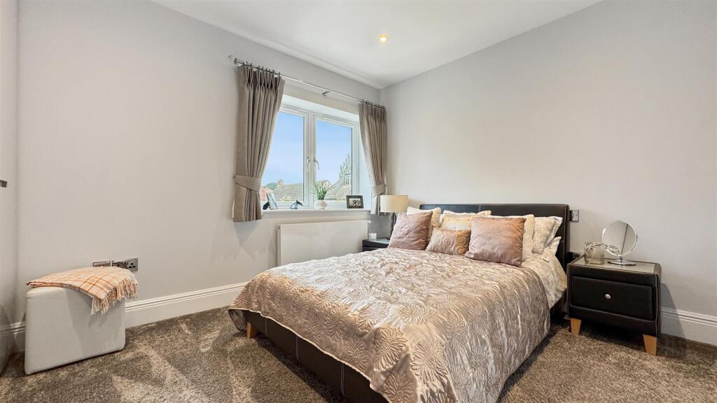 Additional property image - Canford Cliffs Avenue, Lower Parkstone