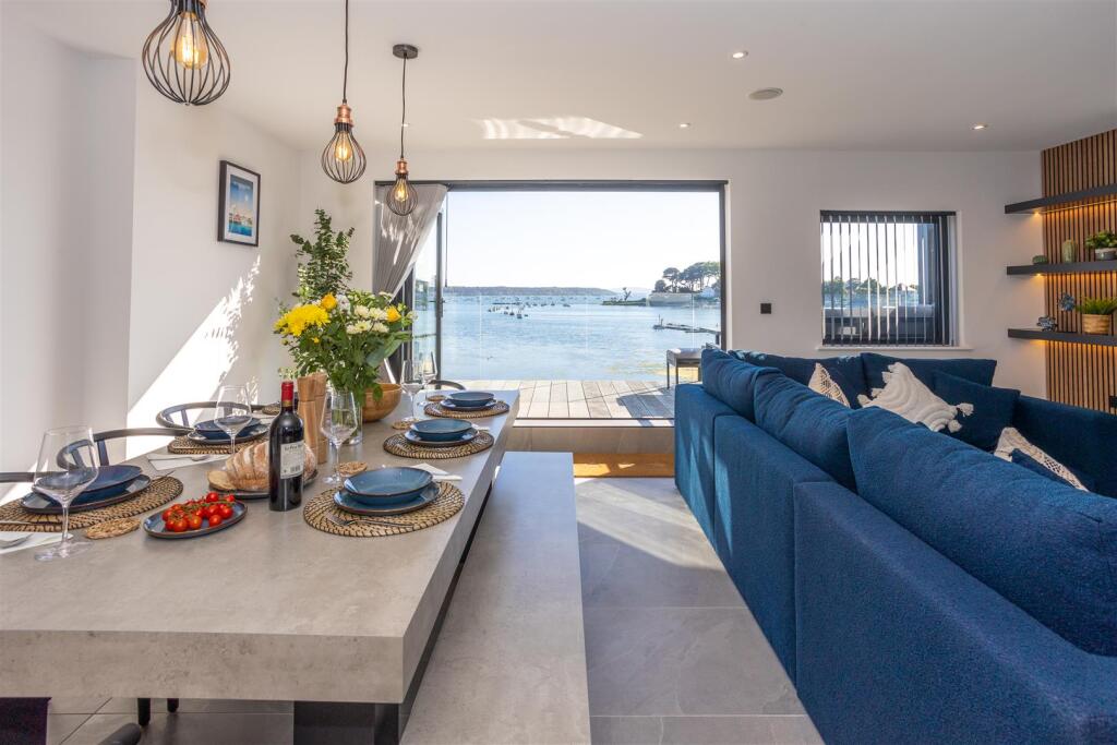 Additional property image - Sandbanks Road, Lilliput