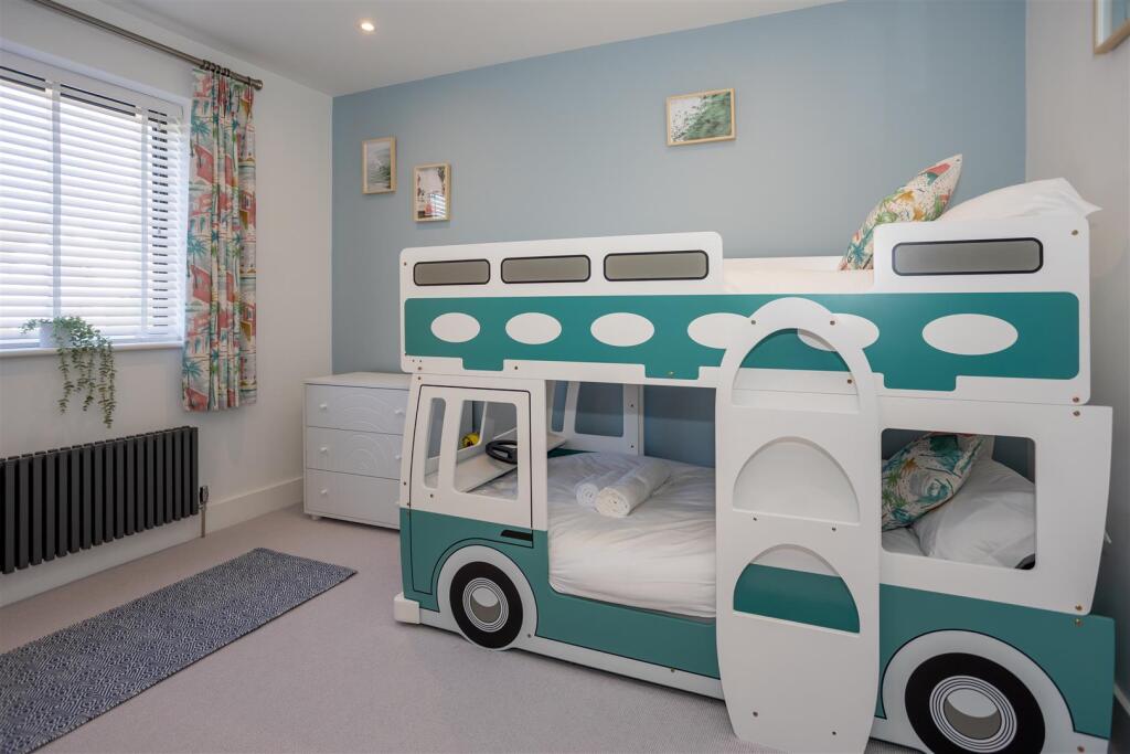 Additional property image - Sandbanks Road, Lilliput