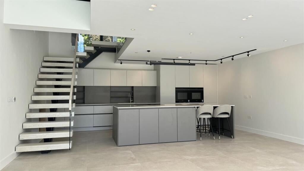Additional property image - Greenwood Avenue, Lilliput
