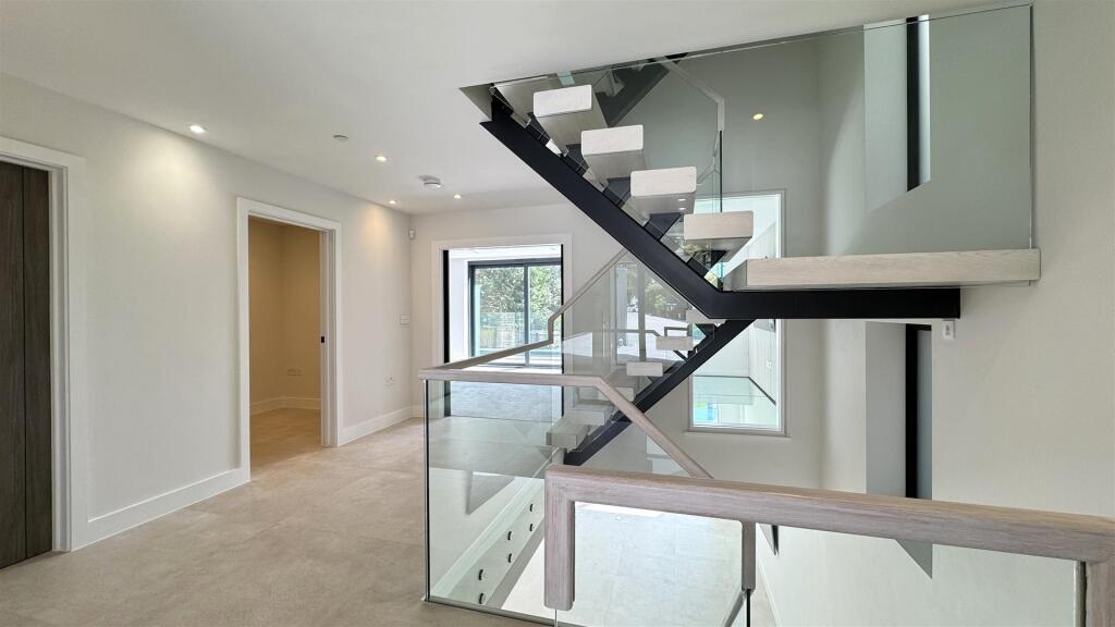 Additional property image - Greenwood Avenue, Lilliput