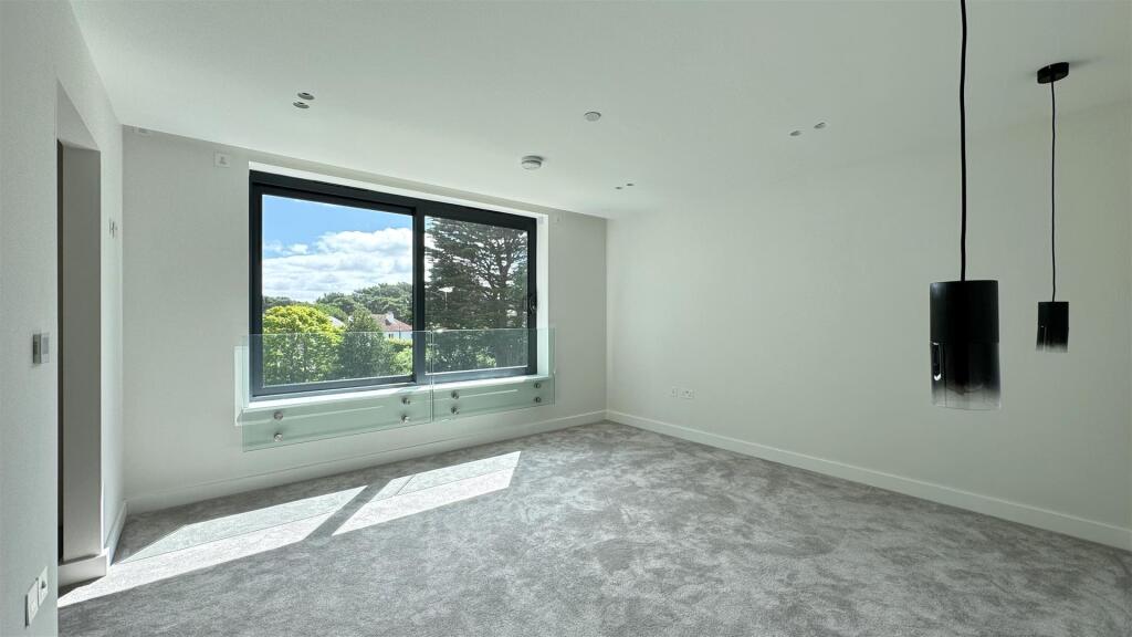 Additional property image - Greenwood Avenue, Lilliput