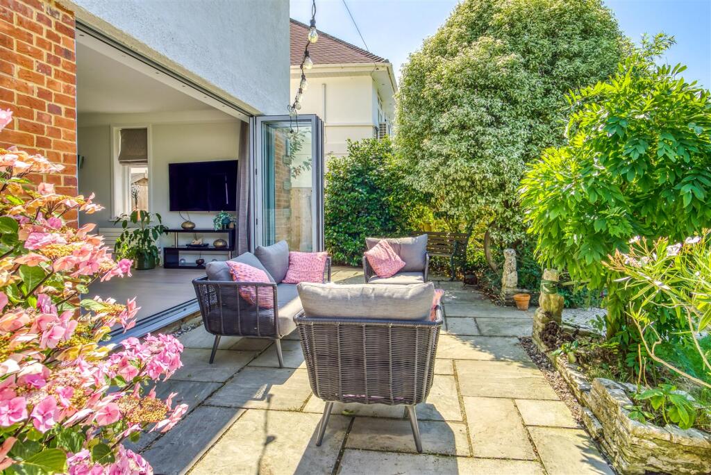 Additional property image - Canford Cliffs Avenue, Lower Parkstone