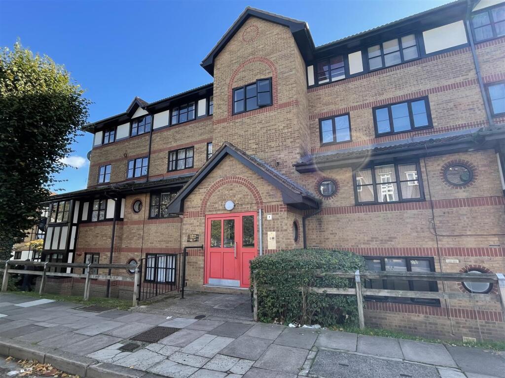 Main image of property: Somerset Gardens, Tottenham