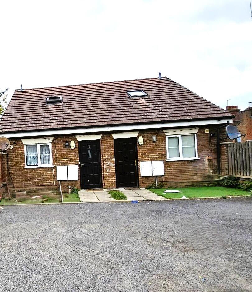 Main image of property: Dale Road, Luton, Bedfordshire, LU1