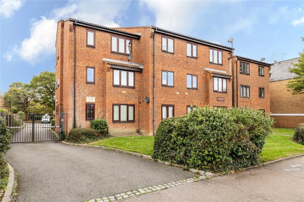 Main image of property: Stoneworth Court, Birchanger Road, South Norwood, London, SE25