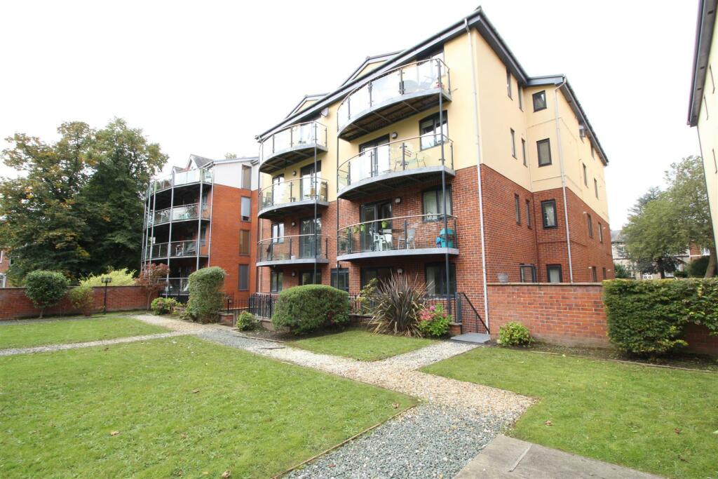 3 bedroom apartment for rent in Jackson Moss Apartments, Upper Chorlton Road, M16