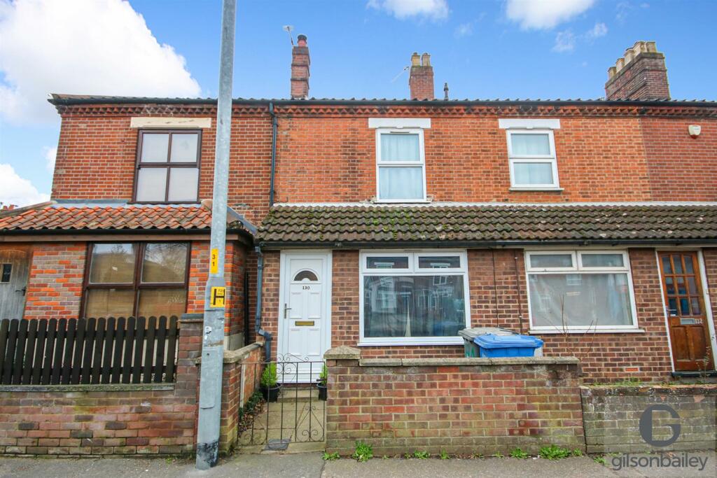 3 bedroom terraced house for sale in Aylsham Road, Norwich, NR3