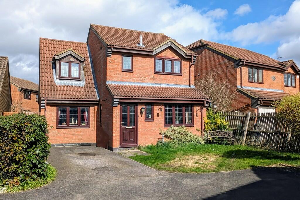 3 bedroom detached house for sale in Lake Way, Stukeley Meadows, PE29