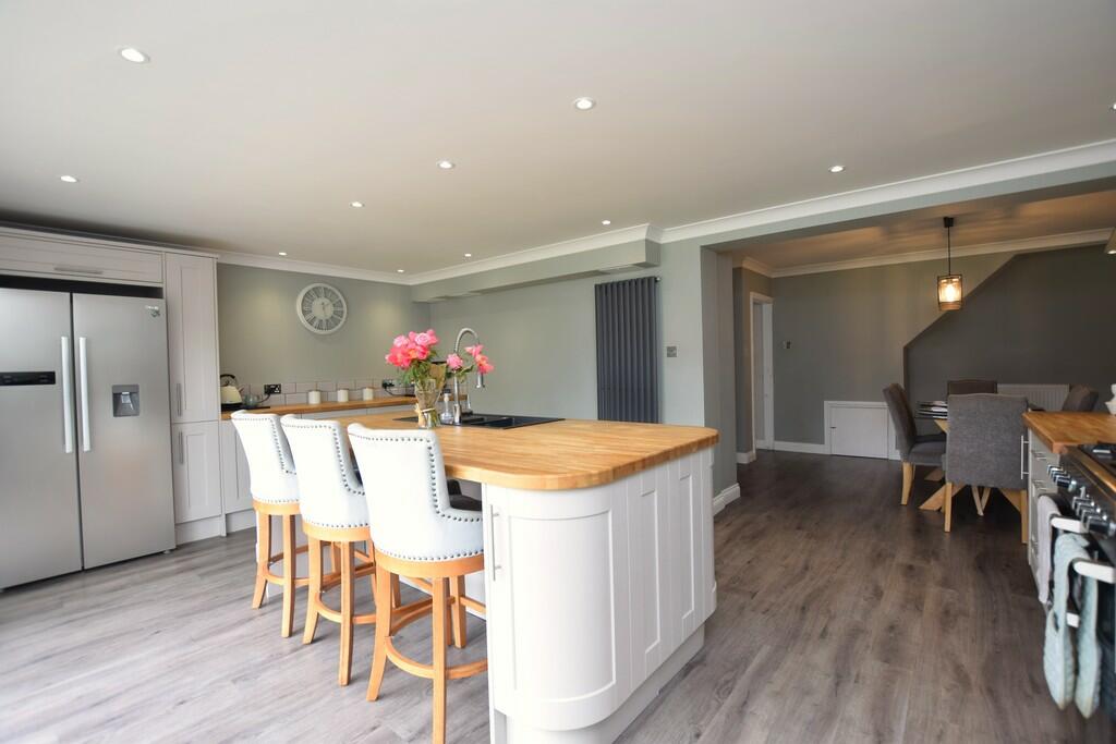 3 bedroom semidetached house for sale in Goldpits, Warboys, PE28