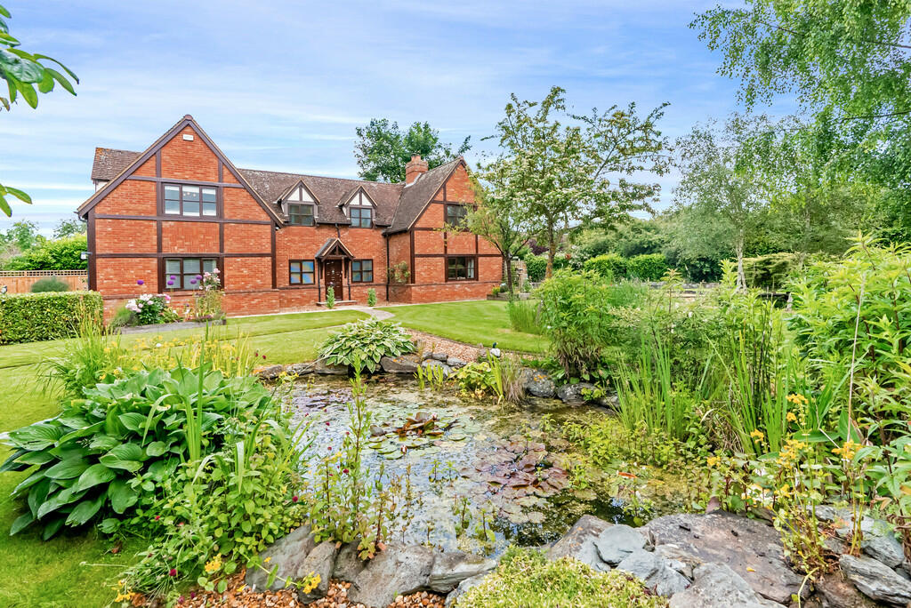 5 bedroom detached house for sale in Brook House, High Street, Offord D'arcy, PE19