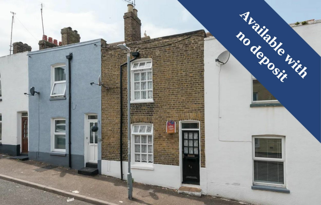 2 bedroom terraced house for rent in Alexandra Road, Ramsgate, CT11