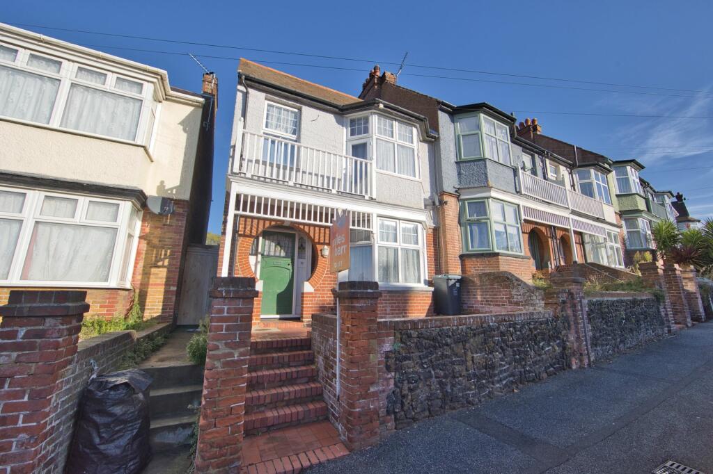 3 bedroom end of terrace house for rent in Northdown Park Road, Margate, CT9