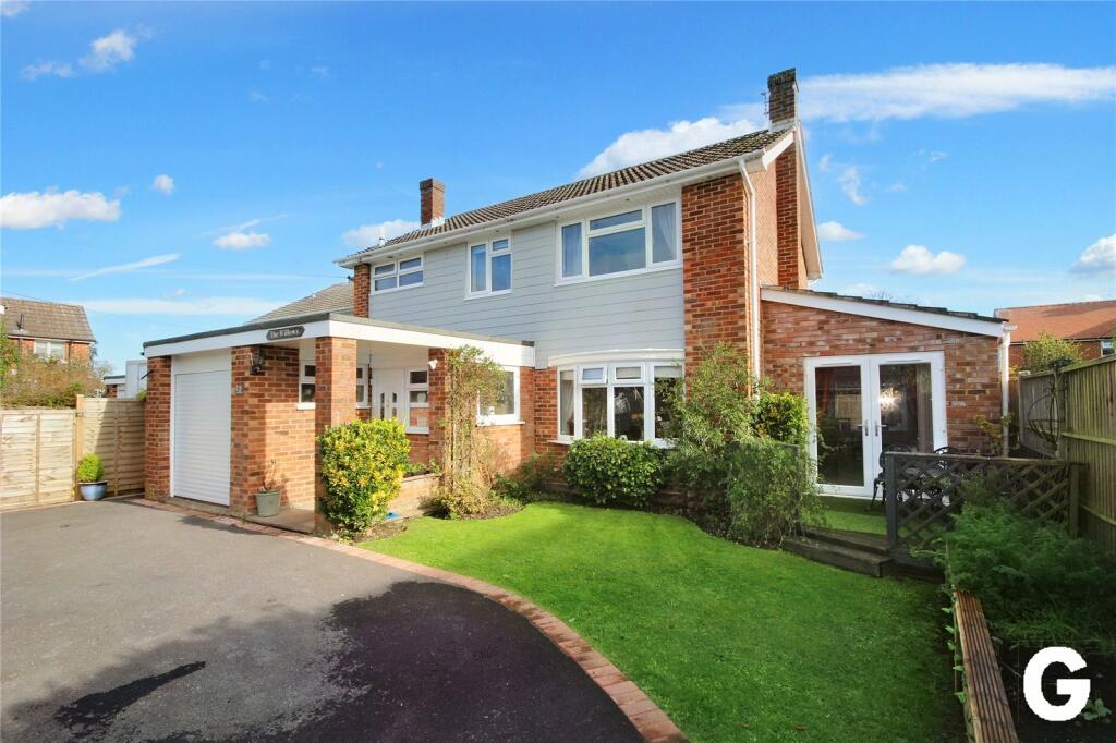 4 bedroom detached house for sale in Westbury Road, Ringwood, Hampshire