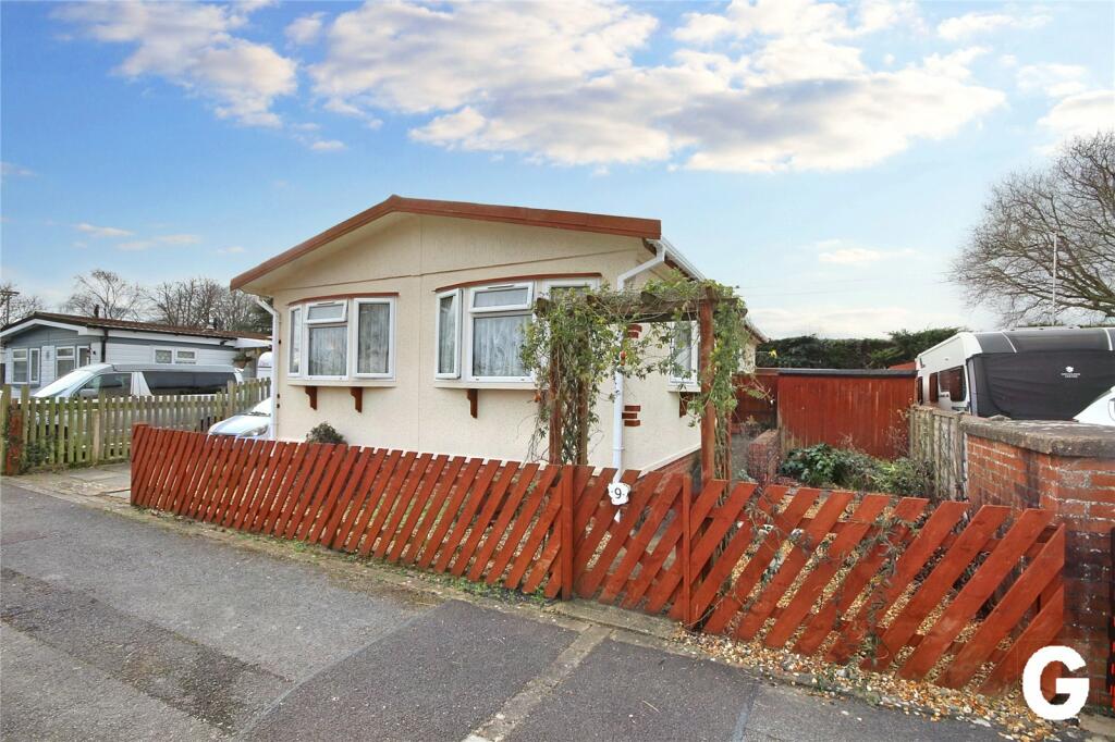 2 bedroom park home for sale in Stillwater Park, North Poulner Road, Ringwood, Hampshire, BH24