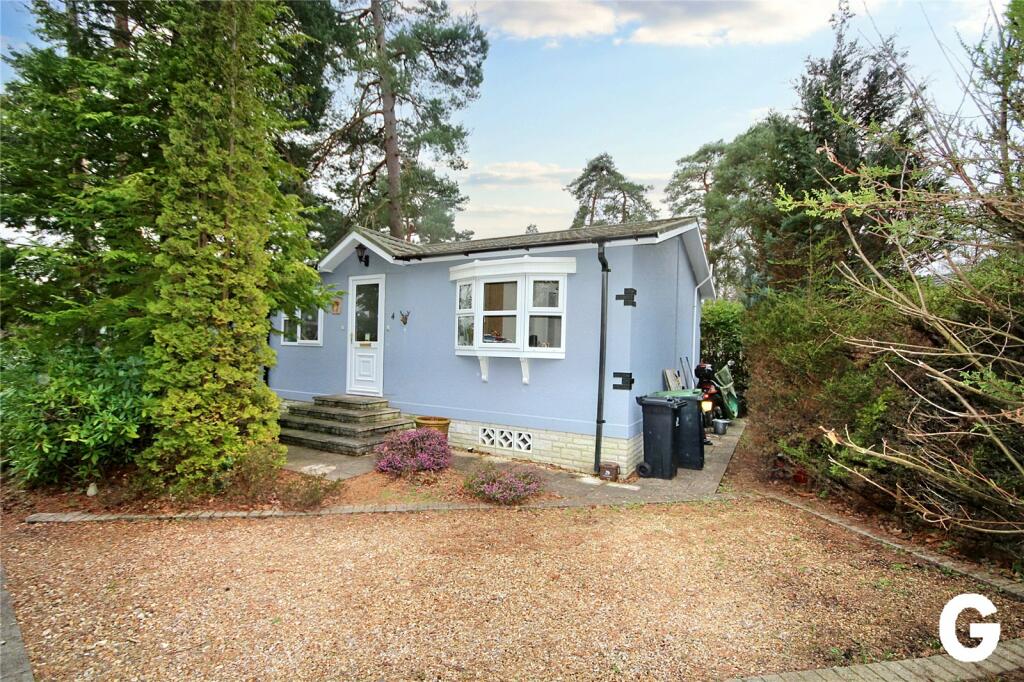 1 bedroom park home for sale in Peters Road, Lone Pine Park, Ferndown