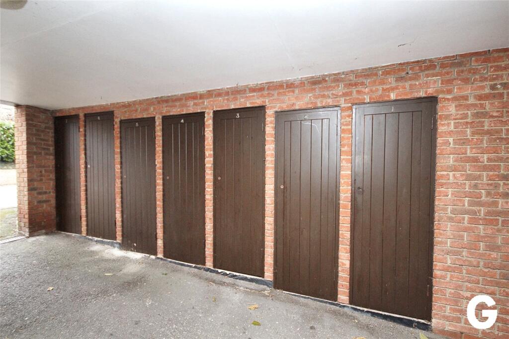 Additional property image - Quomp, Ringwood, Hampshire, BH24