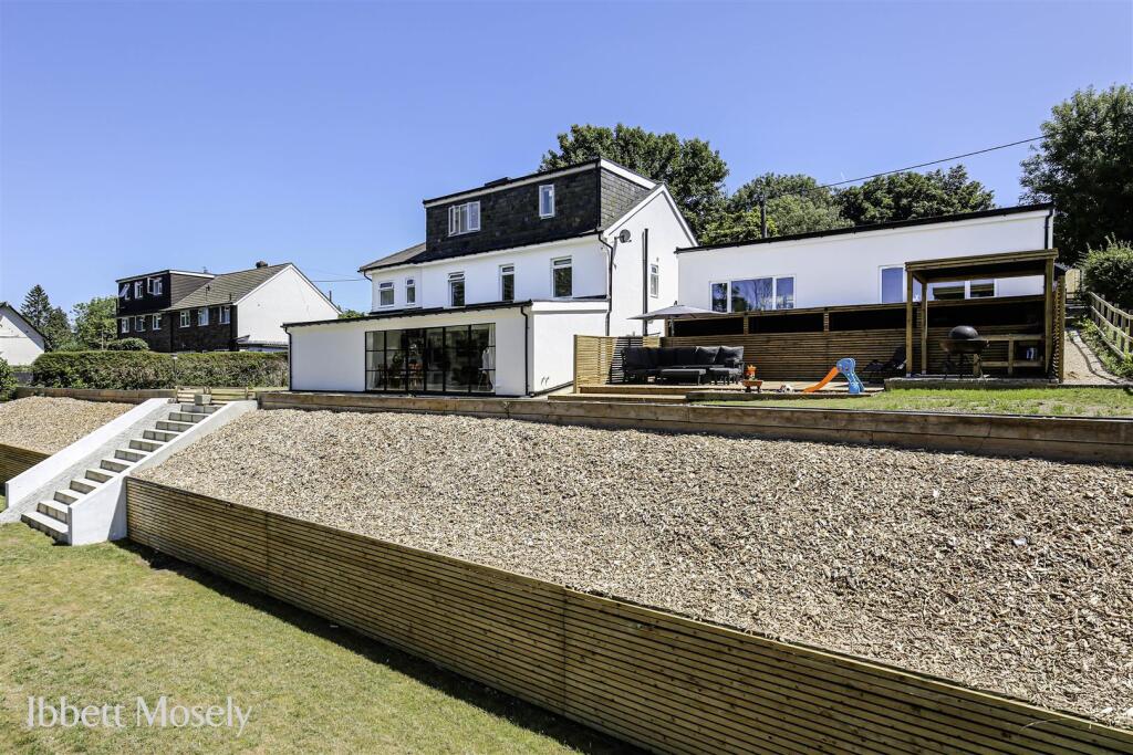 Main image of property: Maesmaur Road, Tatsfield, Westerham