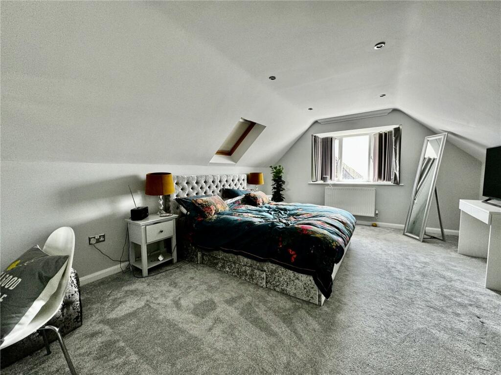 Additional property image - Sandbourne Road, Alum Chine, Bournemouth, Dorset, BH4