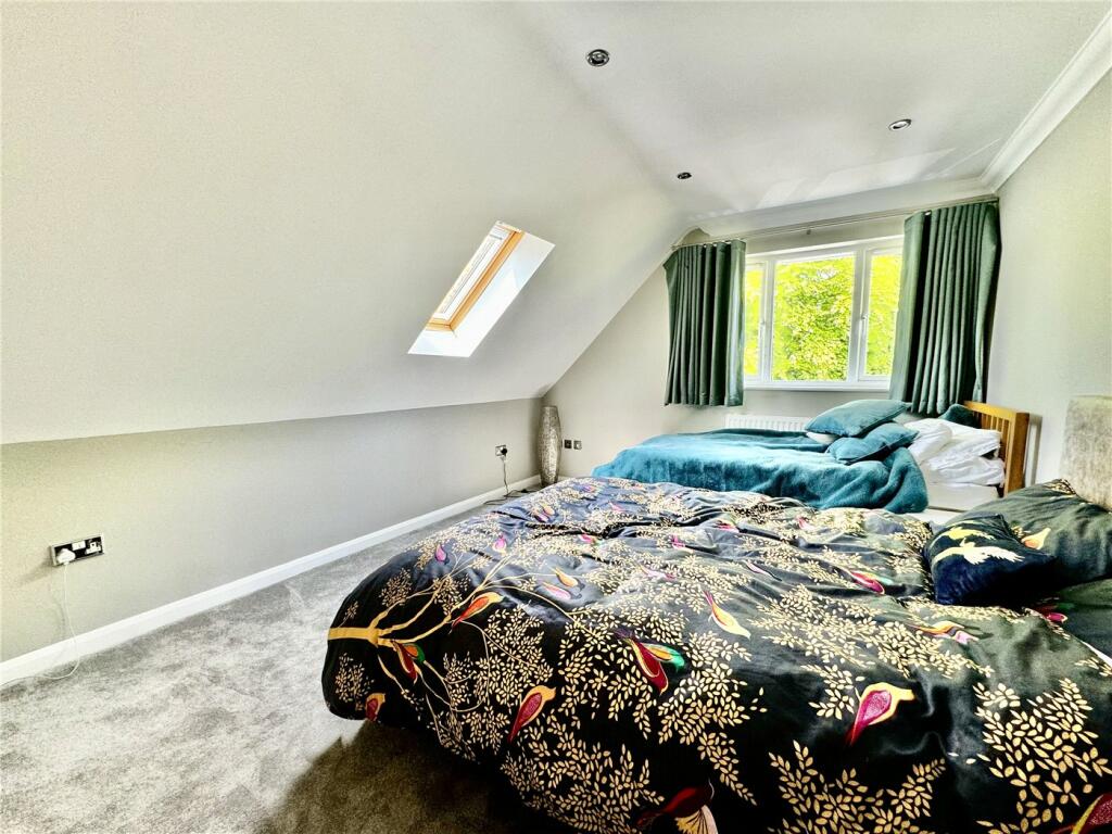 Additional property image - Sandbourne Road, Alum Chine, Bournemouth, Dorset, BH4
