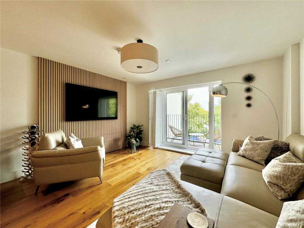 Additional property image - Hahnemann Road, Bournemouth, Dorset, BH2