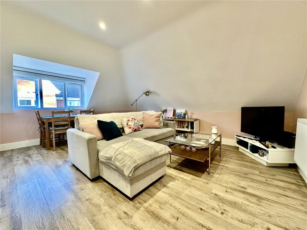 Additional property image - Knyveton Road, Bournemouth, Dorset, BH1