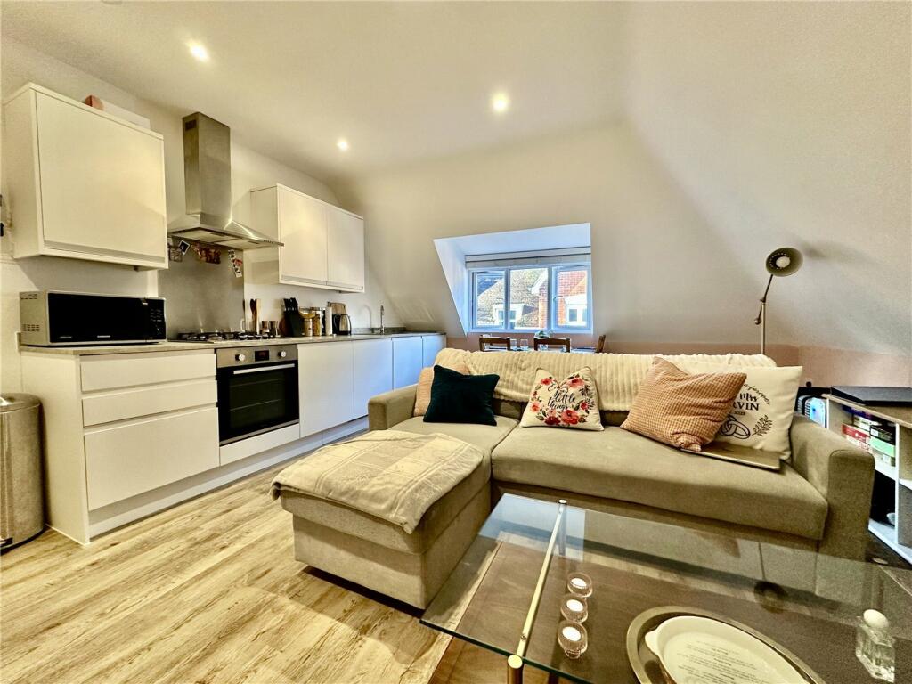 Additional property image - Knyveton Road, Bournemouth, Dorset, BH1