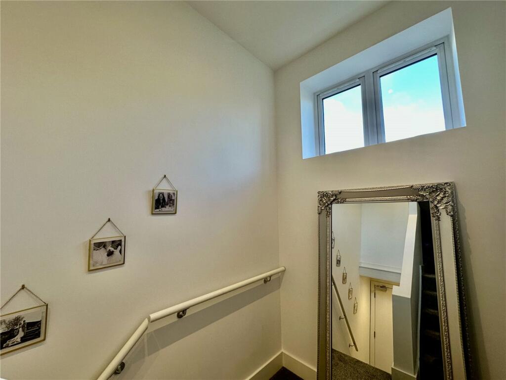 Additional property image - Knyveton Road, Bournemouth, Dorset, BH1