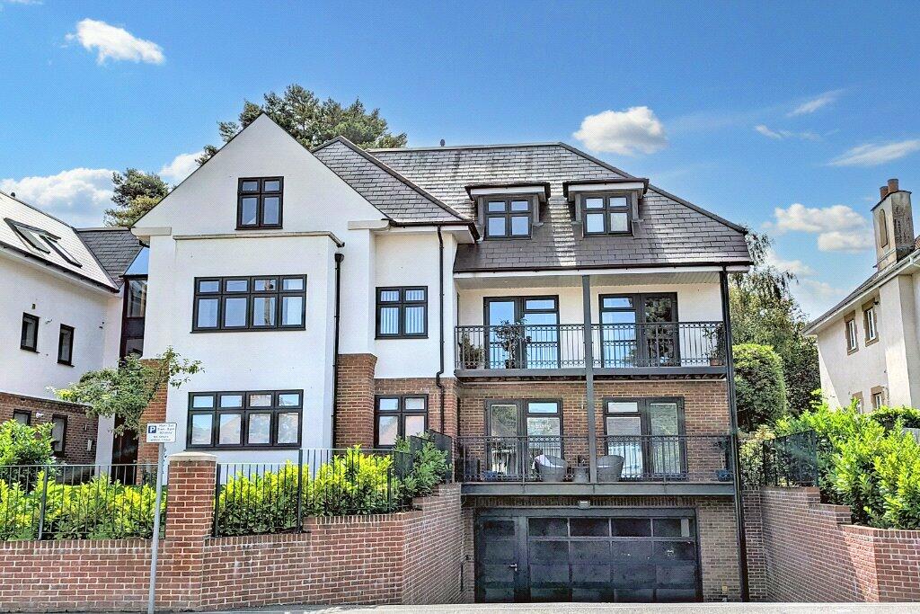 2 bedroom apartment for sale in Penn Hill Avenue, Lower Parkstone