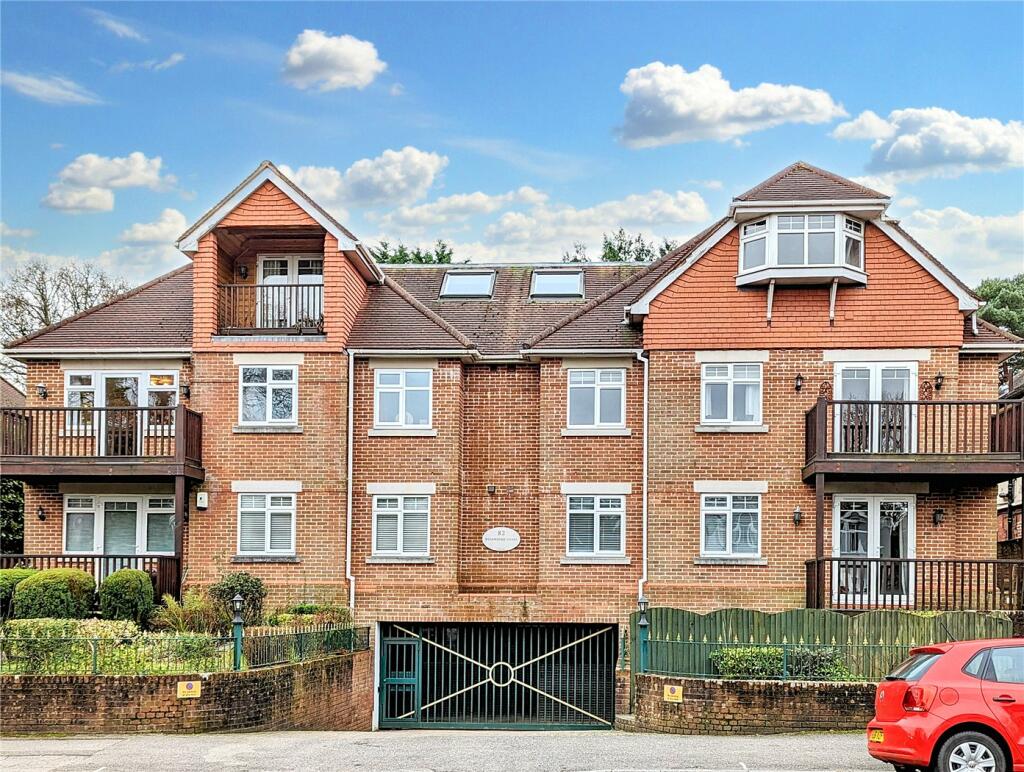 2 bedroom apartment for sale in Penn Hill Avenue, Lower Parkstone