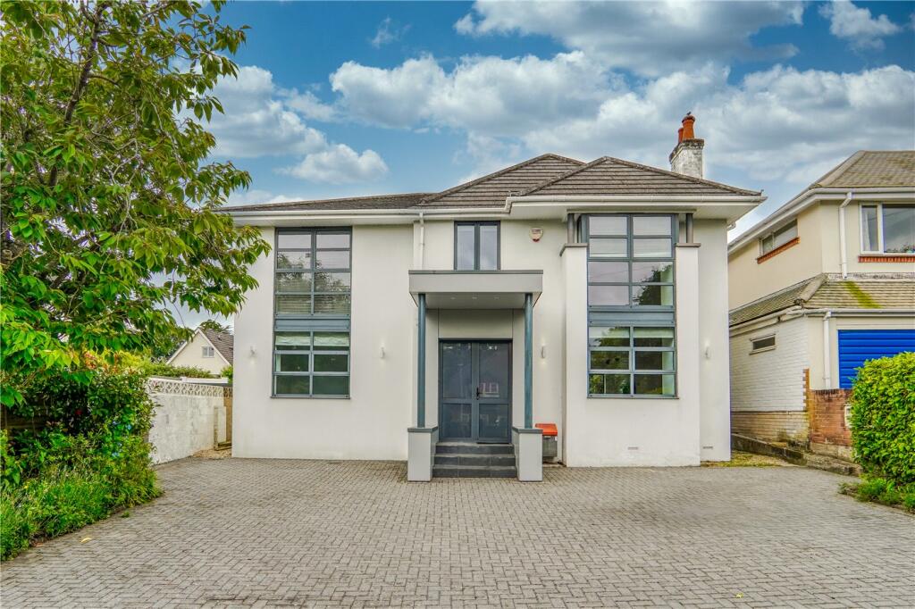 4 bedroom detached house for sale in Pearce Avenue, Lilliput, Poole, BH14