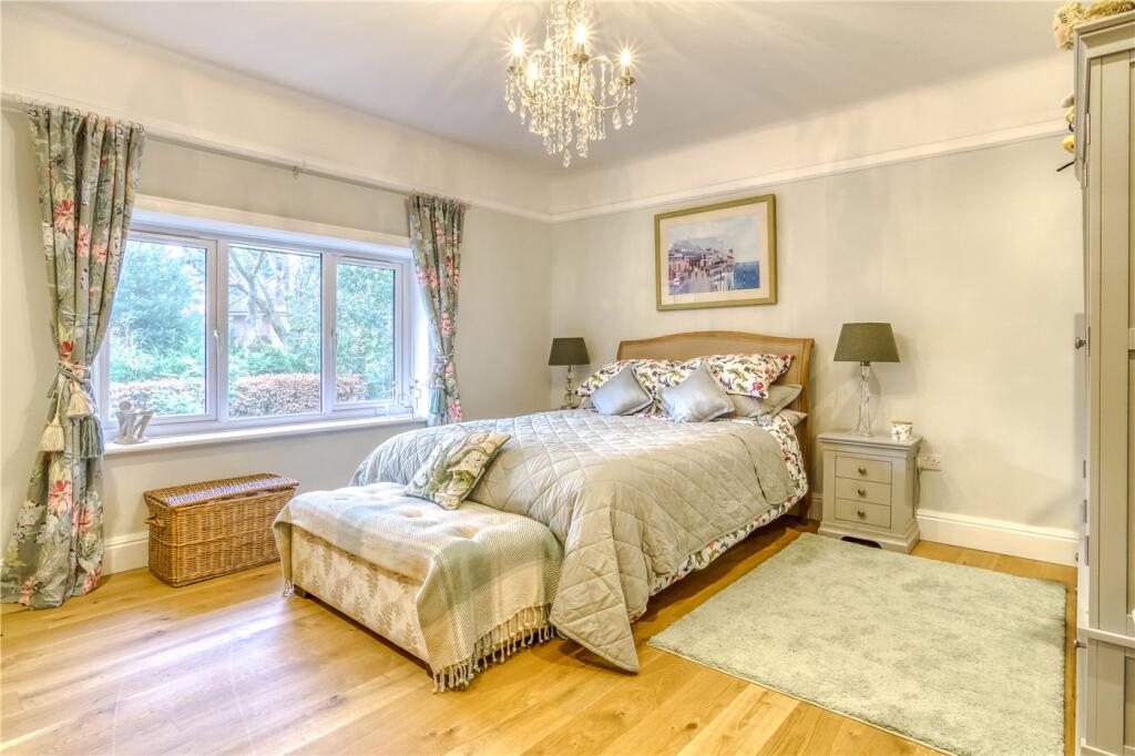 Additional property image - East Avenue, Bournemouth, Dorset, BH3