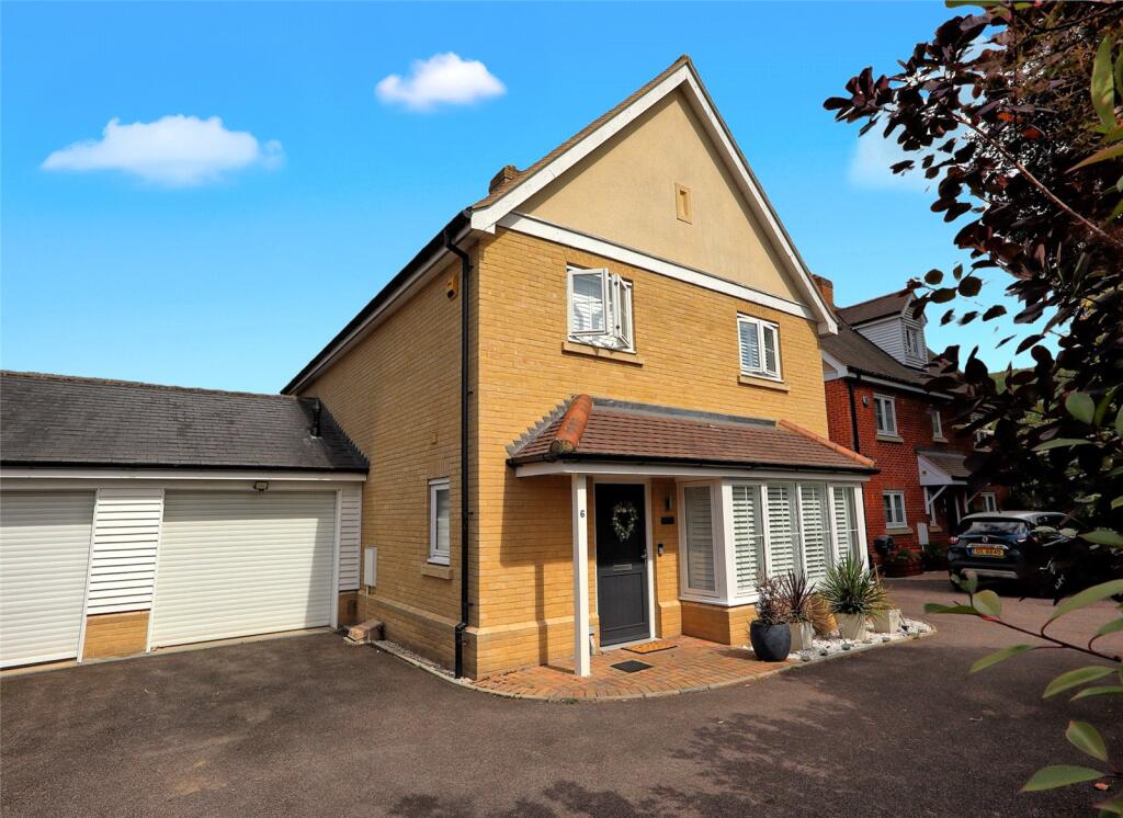 Main image of property: Chantry Close, Bocking, Braintree, Essex, CM7
